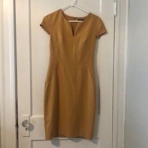 Beautiful Yellow Banana Republic Dress
